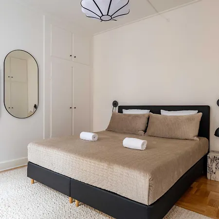 Appartamento Rare 4br W Unique Details In Cph Copenaghen