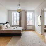 Rare 4br W Unique Details In Cph Копенгаген