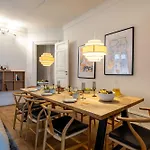 Rare 4br W Unique Details In Cph Копенгаген