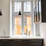 Rare 4br W Unique Details In Cph Копенгаген