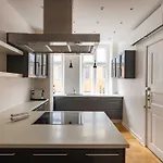 Апартаменты Rare 4br W Unique Details In Cph