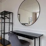 Апартаменты Rare 4br W Unique Details In Cph Копенгаген