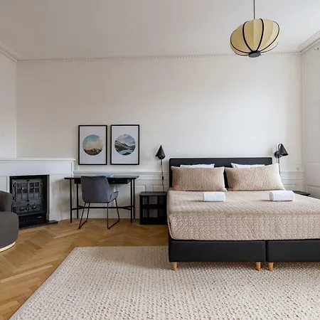 Rare 4br W Unique Details In Cph Κοπεγχάγη