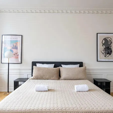Διαμέρισμα Rare 4br W Unique Details In Cph