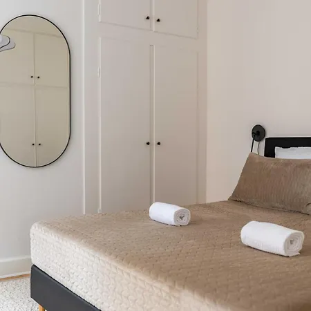 Rare 4br W Unique Details In Cph 코펜하겐