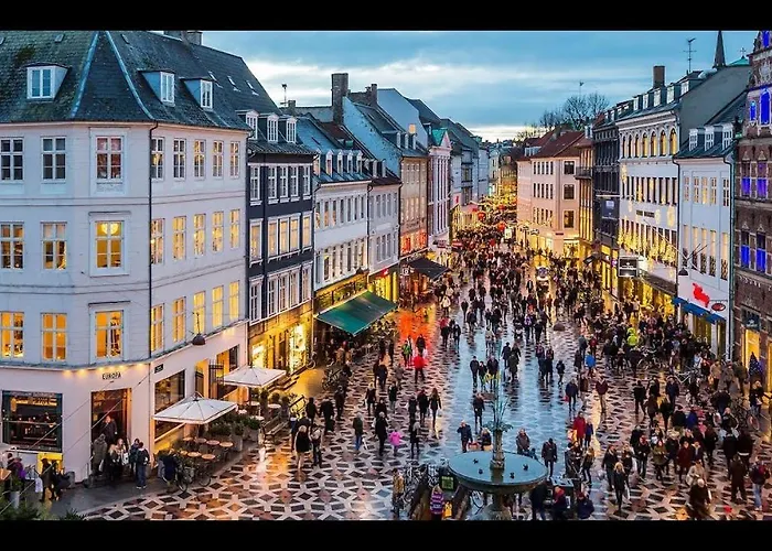 Rare 4br W Unique Details In Cph * Κοπεγχάγη