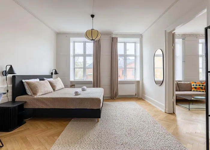 Rare 4br W Unique Details In Cph Κοπεγχάγη