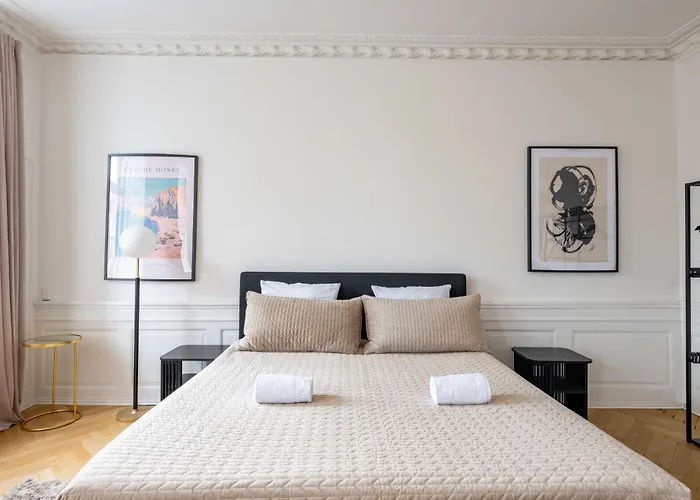 Διαμέρισμα Rare 4br W Unique Details In Cph