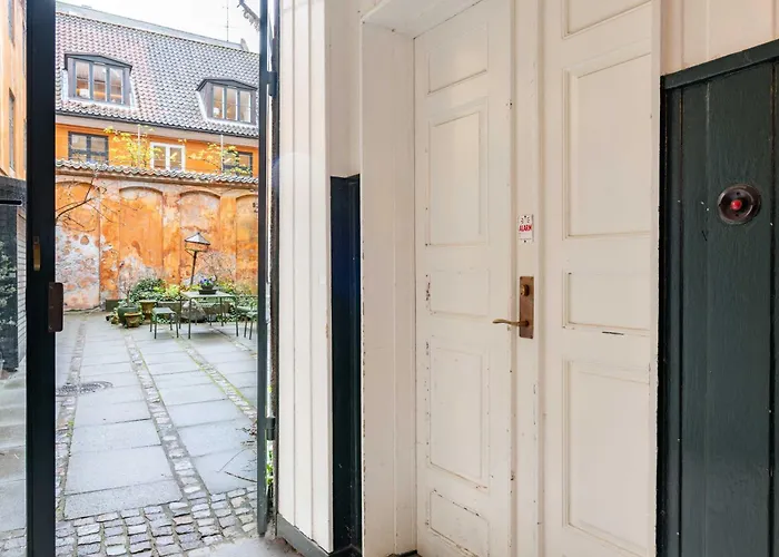 Διαμέρισμα Rare 4br W Unique Details In Cph *