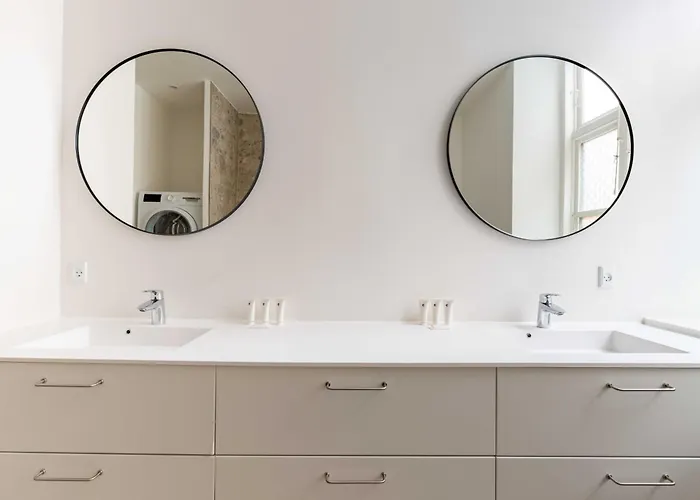 Διαμέρισμα Rare 4br W Unique Details In Cph