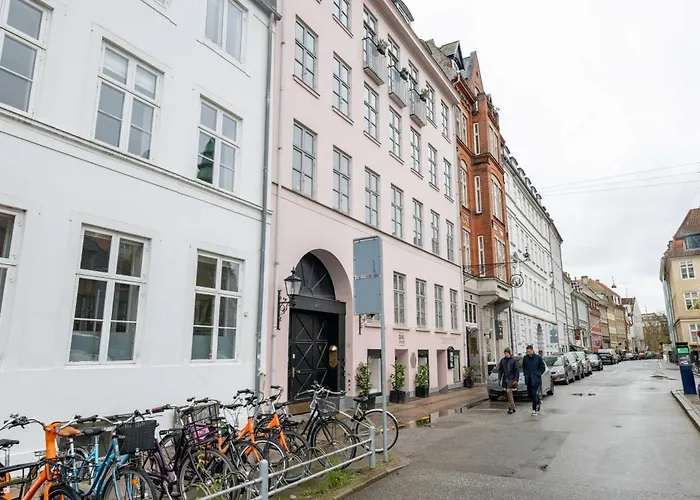 Διαμέρισμα Rare 4br W Unique Details In Cph *