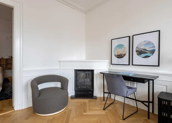 Rare 4br W Unique Details In Cph