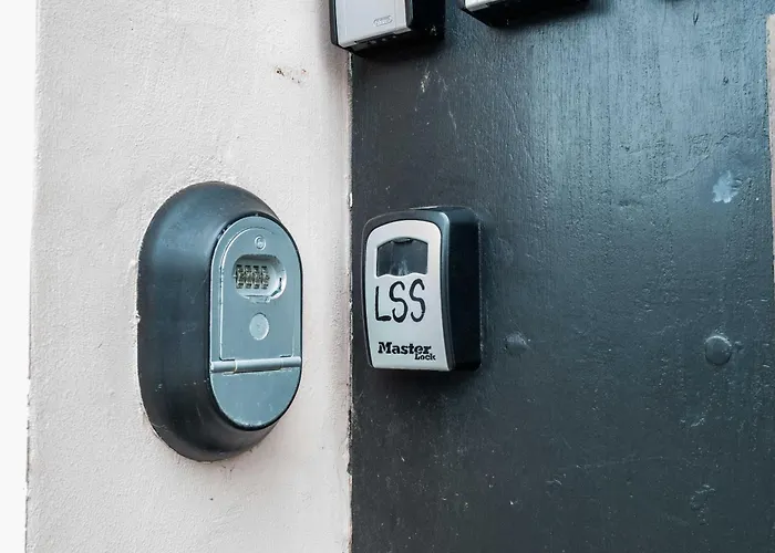 Διαμέρισμα Rare 4br W Unique Details In Cph Κοπεγχάγη