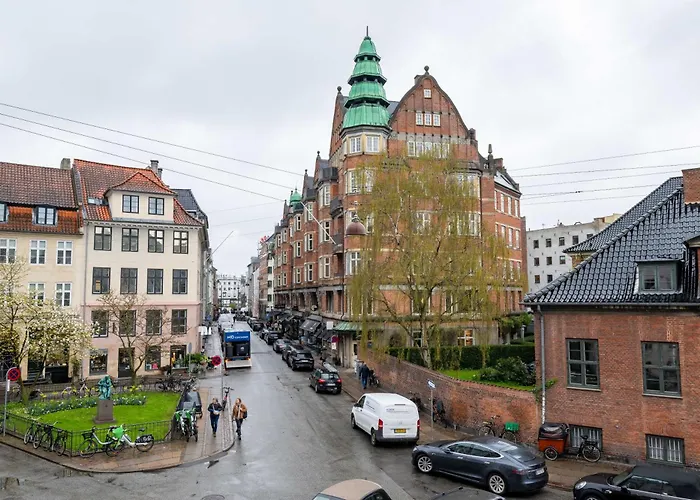 Διαμέρισμα Rare 4br W Unique Details In Cph